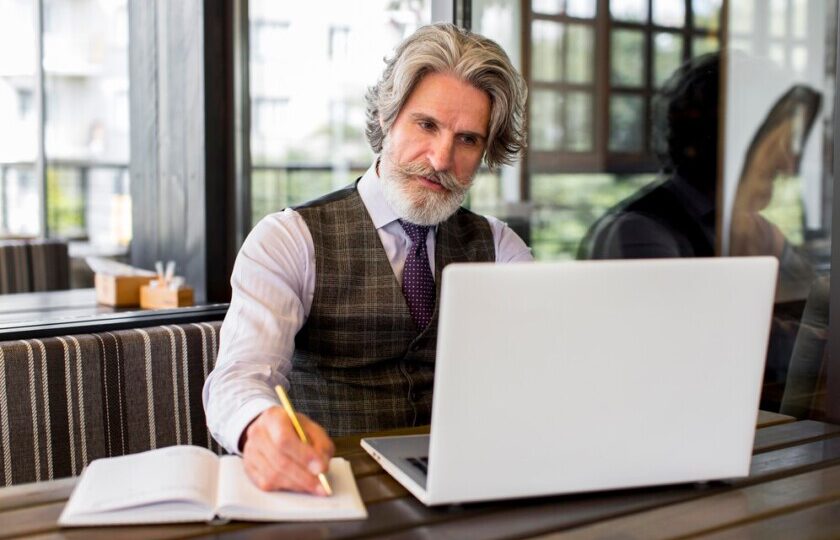 Agilizando processos com um sistema especializado em educação