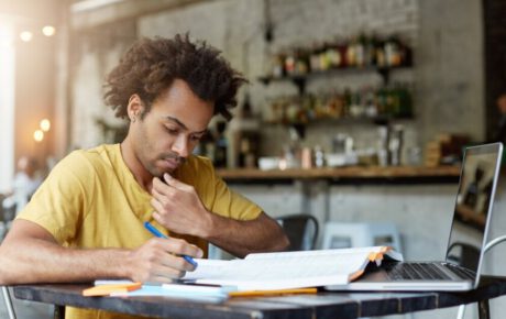 O uso de dados no combate da desigualdade educacional