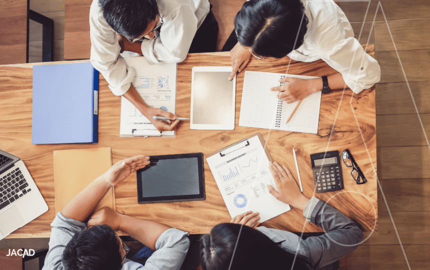 Como Escolhas Mal Feitas em Tecnologia Prejudicam Toda a Rotina da IES